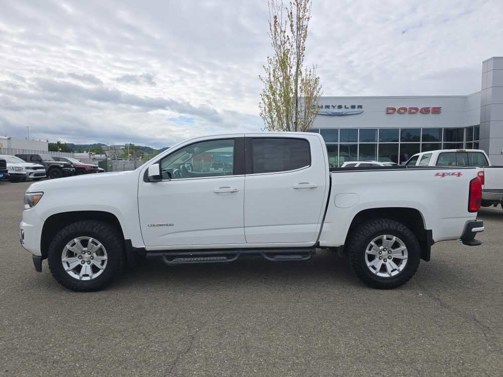Used 2017 Chevrolet Colorado LT w/ LT Convenience Package image 2