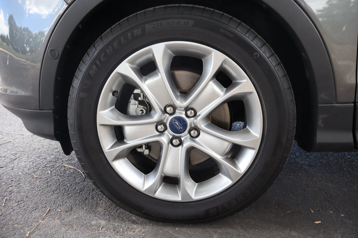 Used 2015 Ford Escape Titanium w/ Equipment Group 301A AWD/4WD image 42