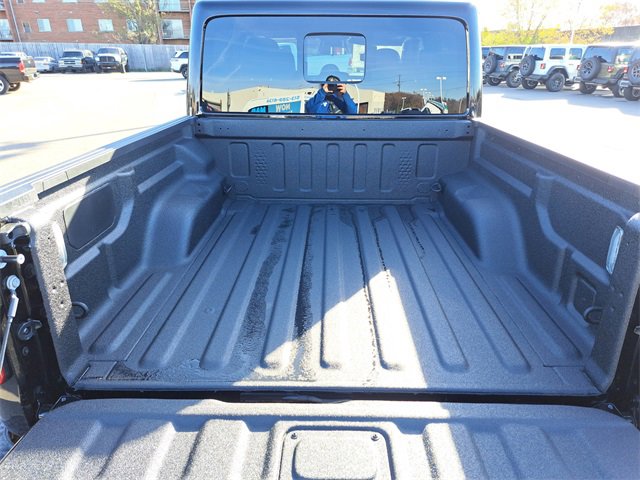 New 2026 Jeep Gladiator Sport image 6