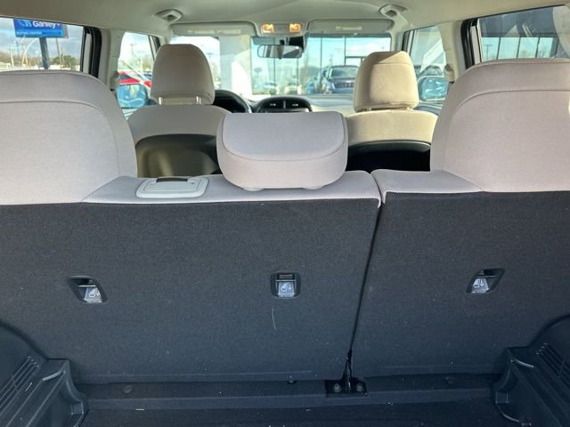 Used 2025 Kia Soul LX image 6