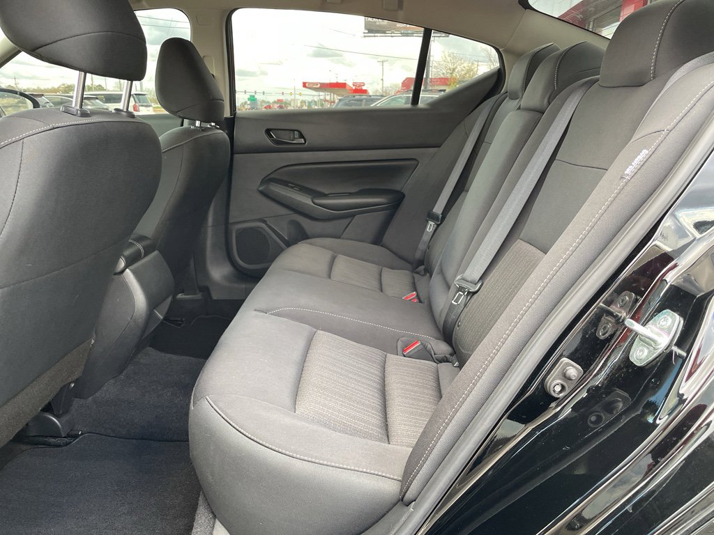 Used 2025 Nissan Altima 2.5 S image 11