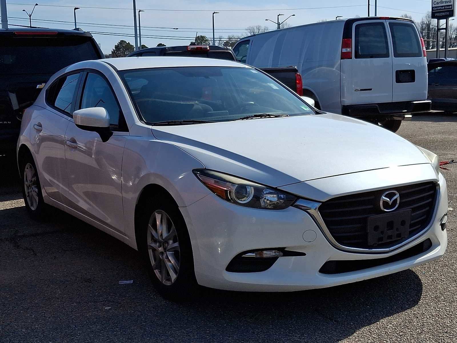Used 2017 MAZDA MAZDA3 Sport image 2