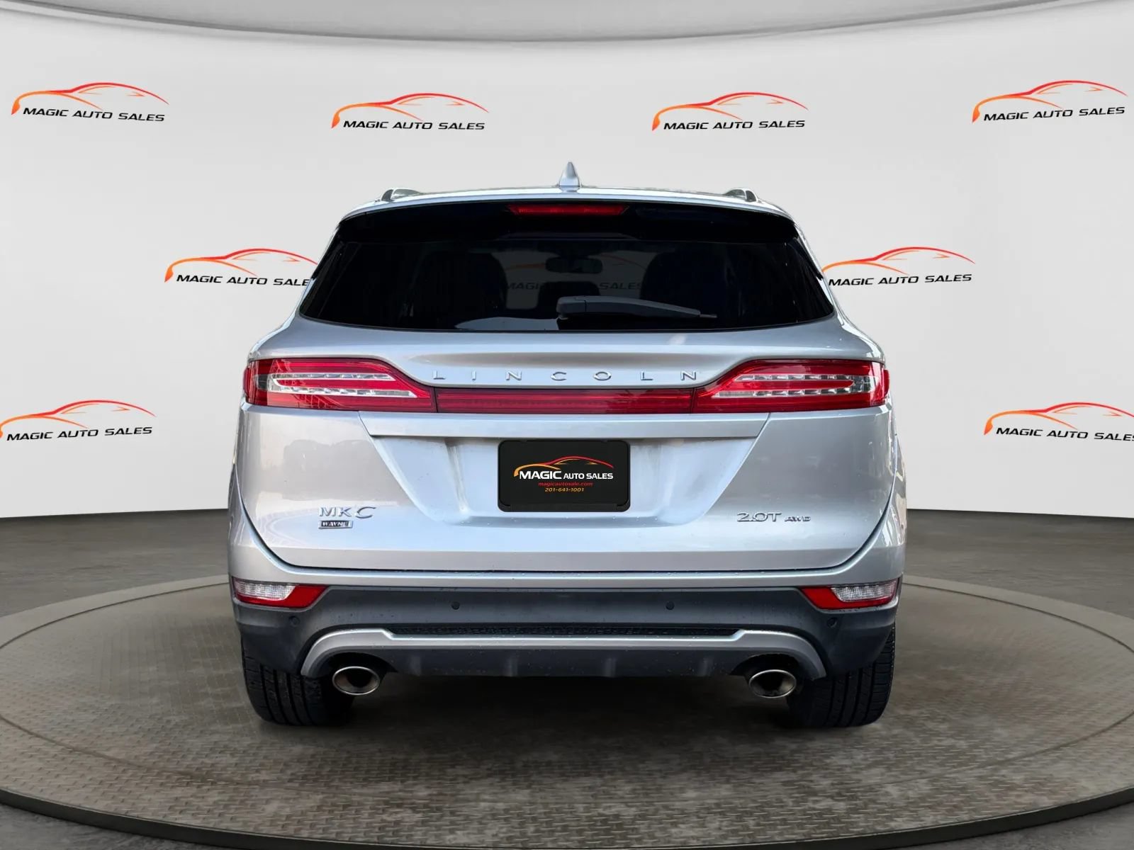 Used 2018 Lincoln MKC Reserve w/ Lincoln MKC Climate Package AWD/4WD image 9