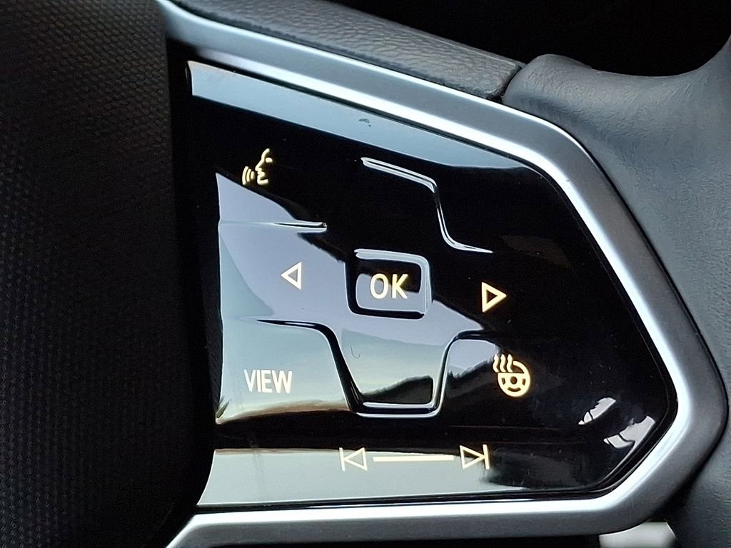 Certified 2025 Volkswagen ID. Buzz Pro S image 23