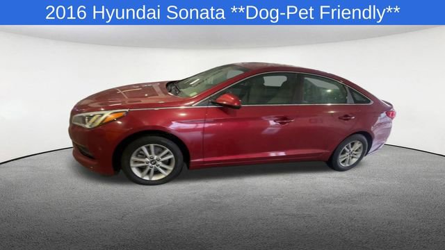 Used 2016 Hyundai Sonata SE image 4