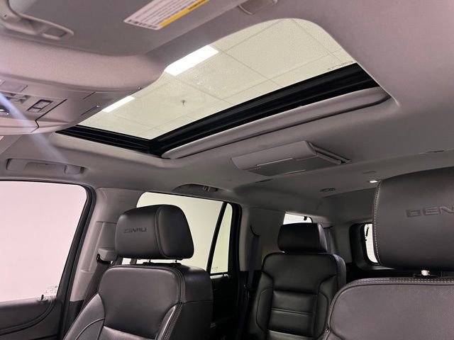 Used 2017 GMC Yukon Denali w/ Open Road Package AWD/4WD image 41
