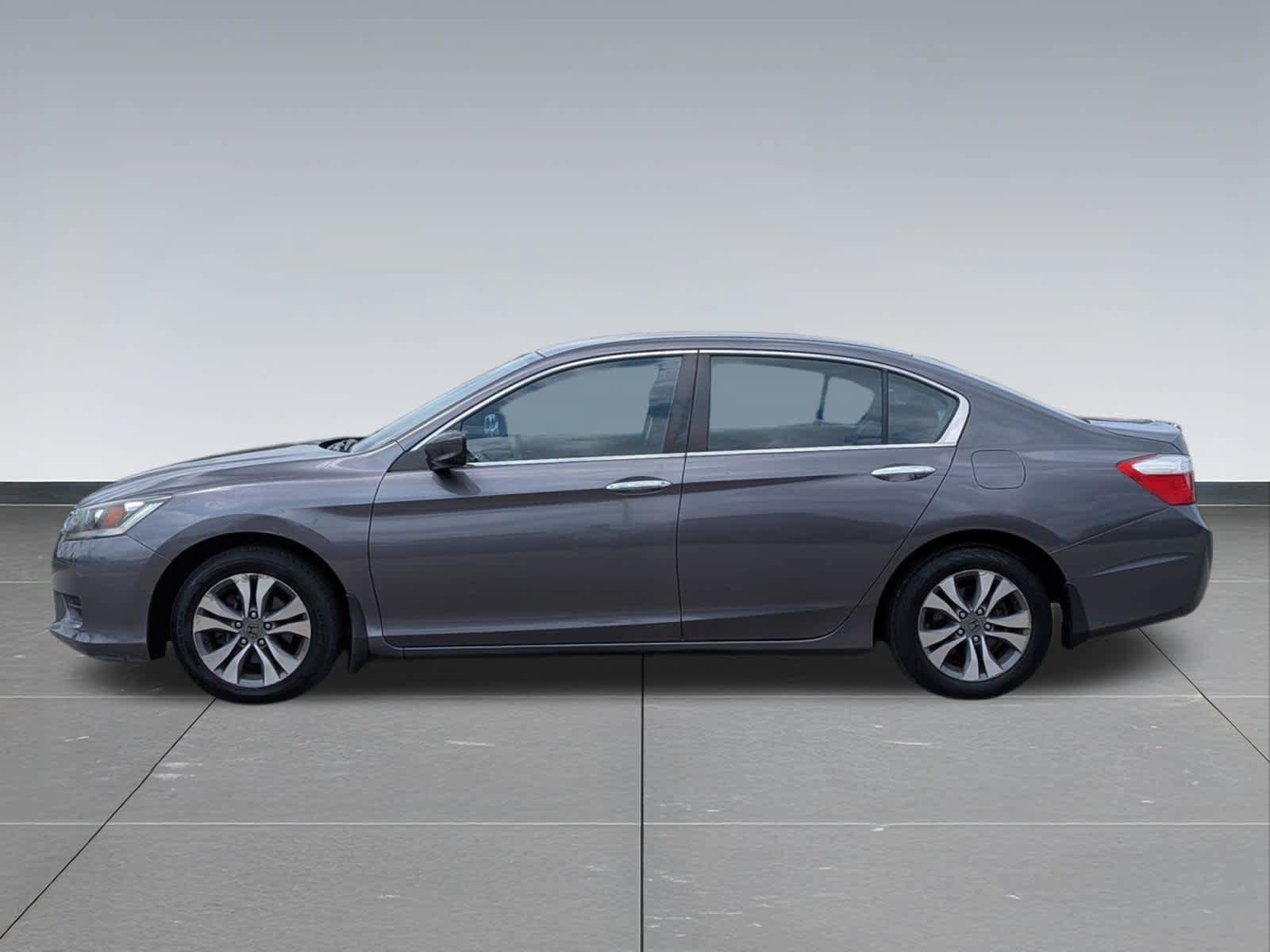 Used 2015 Honda Accord LX image 2