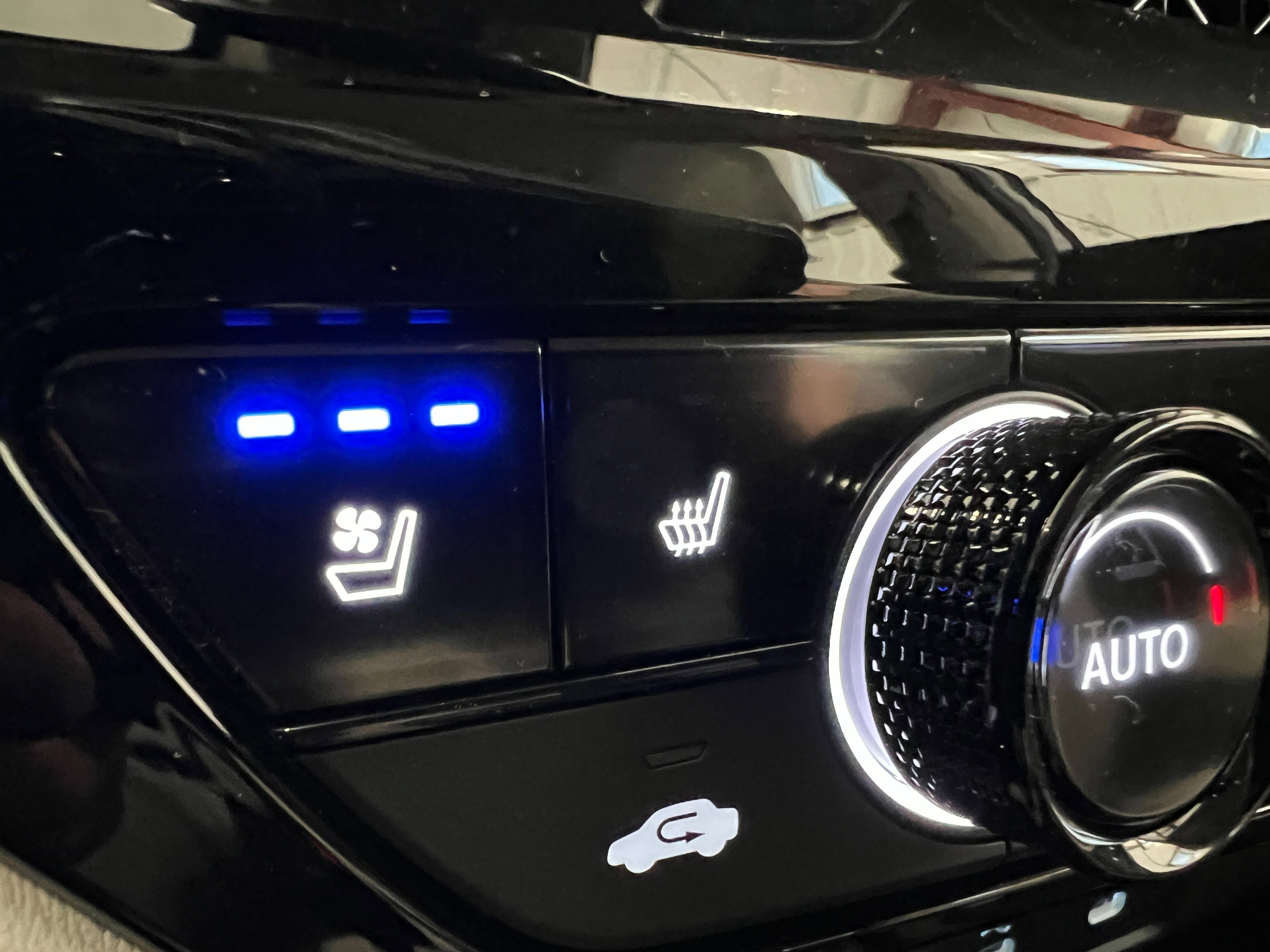 New 2025 Honda Accord Touring image 18