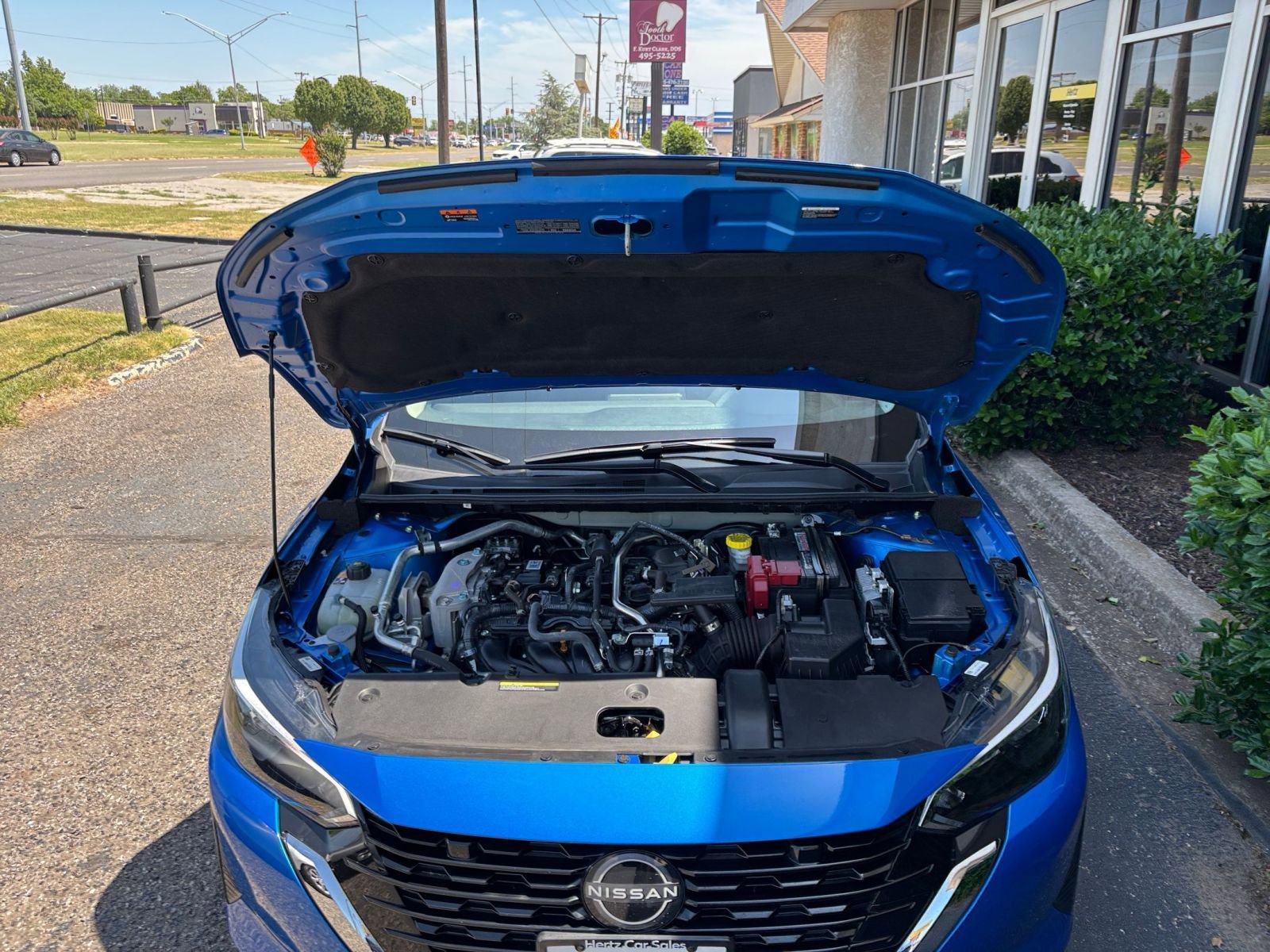 Used 2025 Nissan Sentra SV FWD image 30