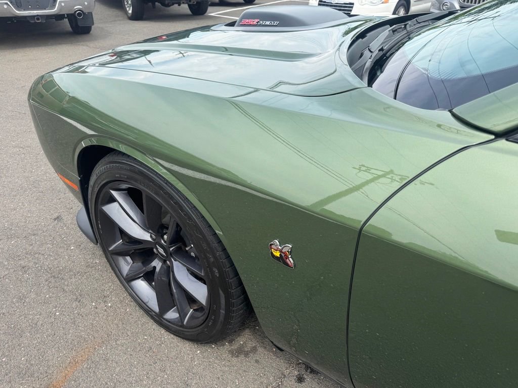 Used 2019 Dodge Challenger R/T Scat Pack w/ Shaker Package RWD image 16