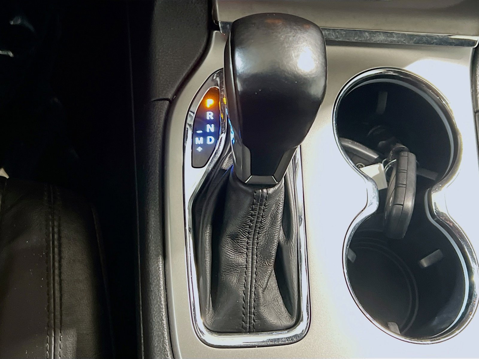 Used 2018 Jeep Grand Cherokee Limited image 13