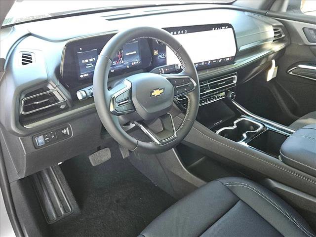 New 2026 Chevrolet Traverse LT image 3