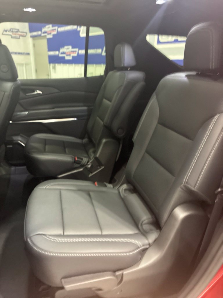 New 2027 Chevrolet Traverse LT w/ Enhanced Driving Package FWD image 37