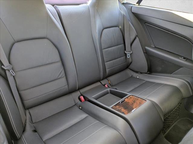 Used 2010 Mercedes-Benz E 550 Coupe image 18