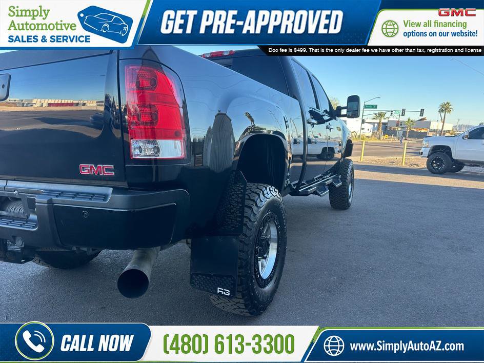 Used 2013 GMC Sierra 2500 Denali w/ Suspension Package, Off-Road AWD/4WD image 12