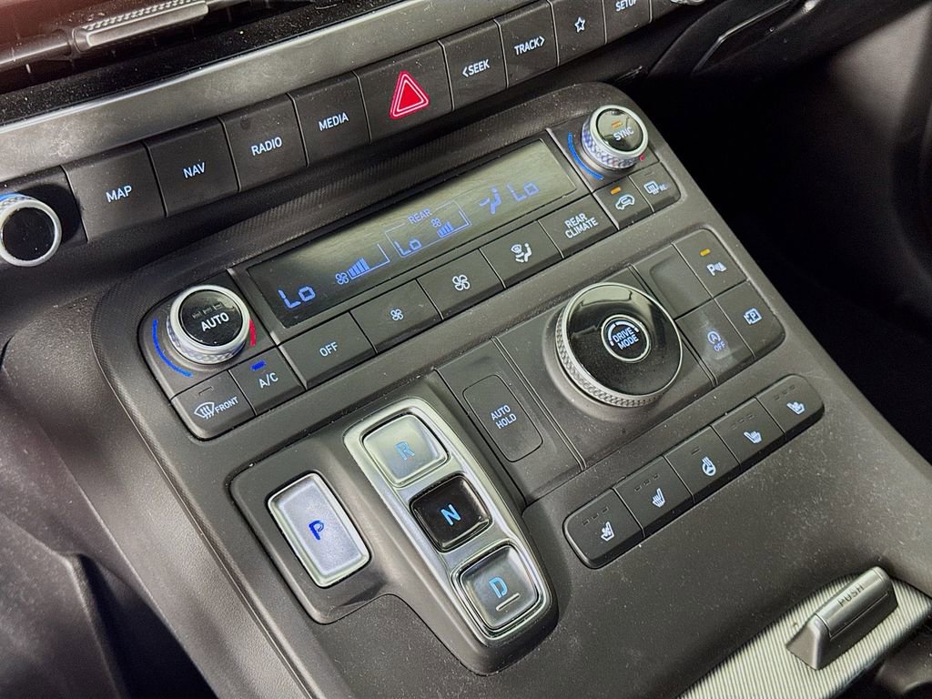 Used 2023 Hyundai Palisade SEL w/ Premium Package FWD image 16
