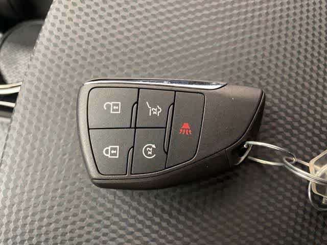 Certified 2025 Chevrolet Equinox RS AWD/4WD image 23