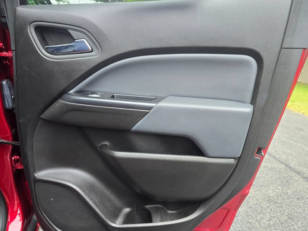 Used 2017 Chevrolet Colorado Z71 AWD/4WD image 21