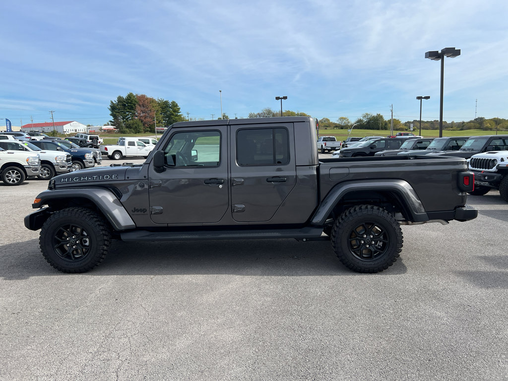 New 2025 Jeep Gladiator Sport image 8