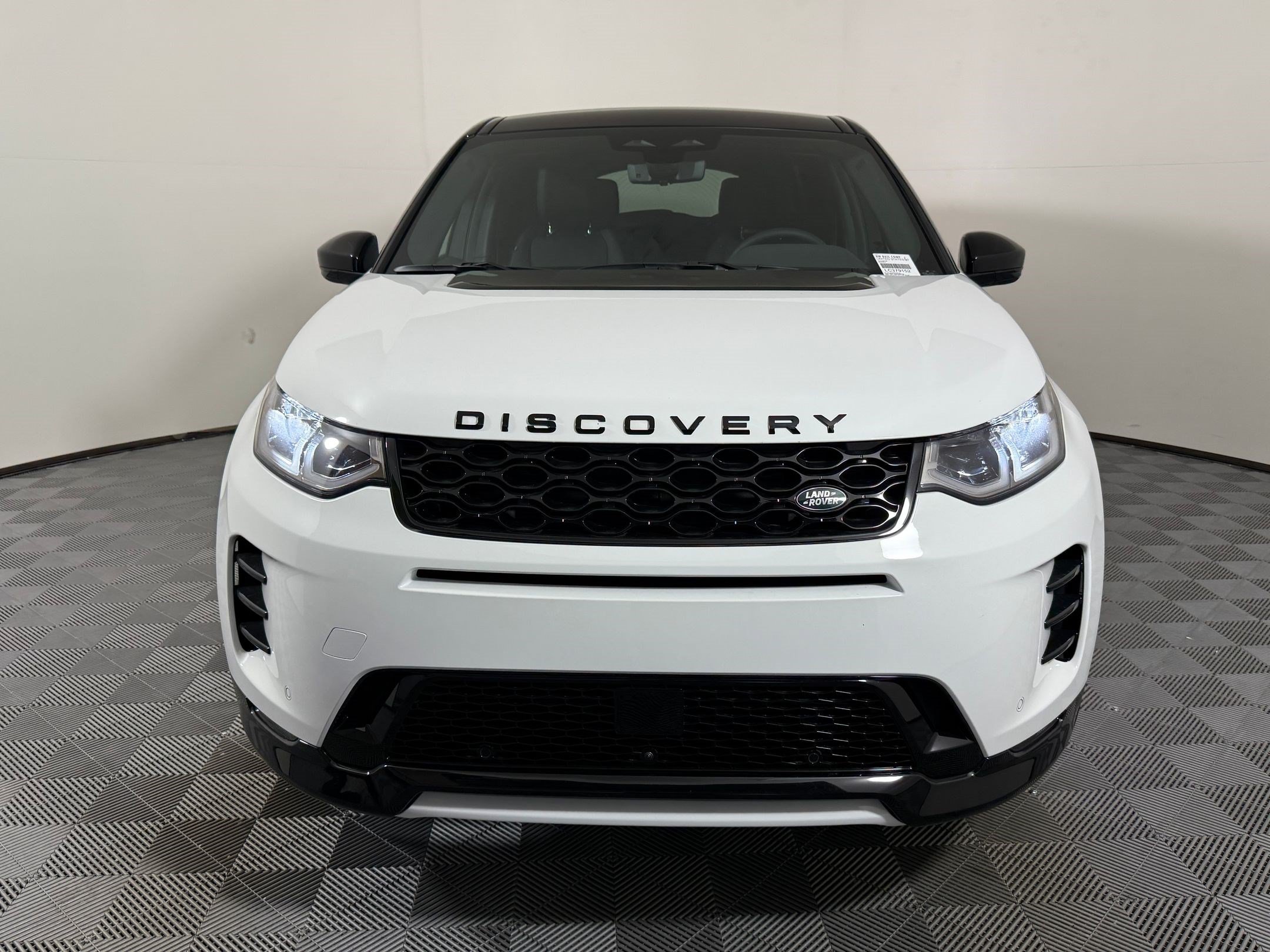 New 2026 Land Rover Discovery Sport Landmark AWD/4WD image 6