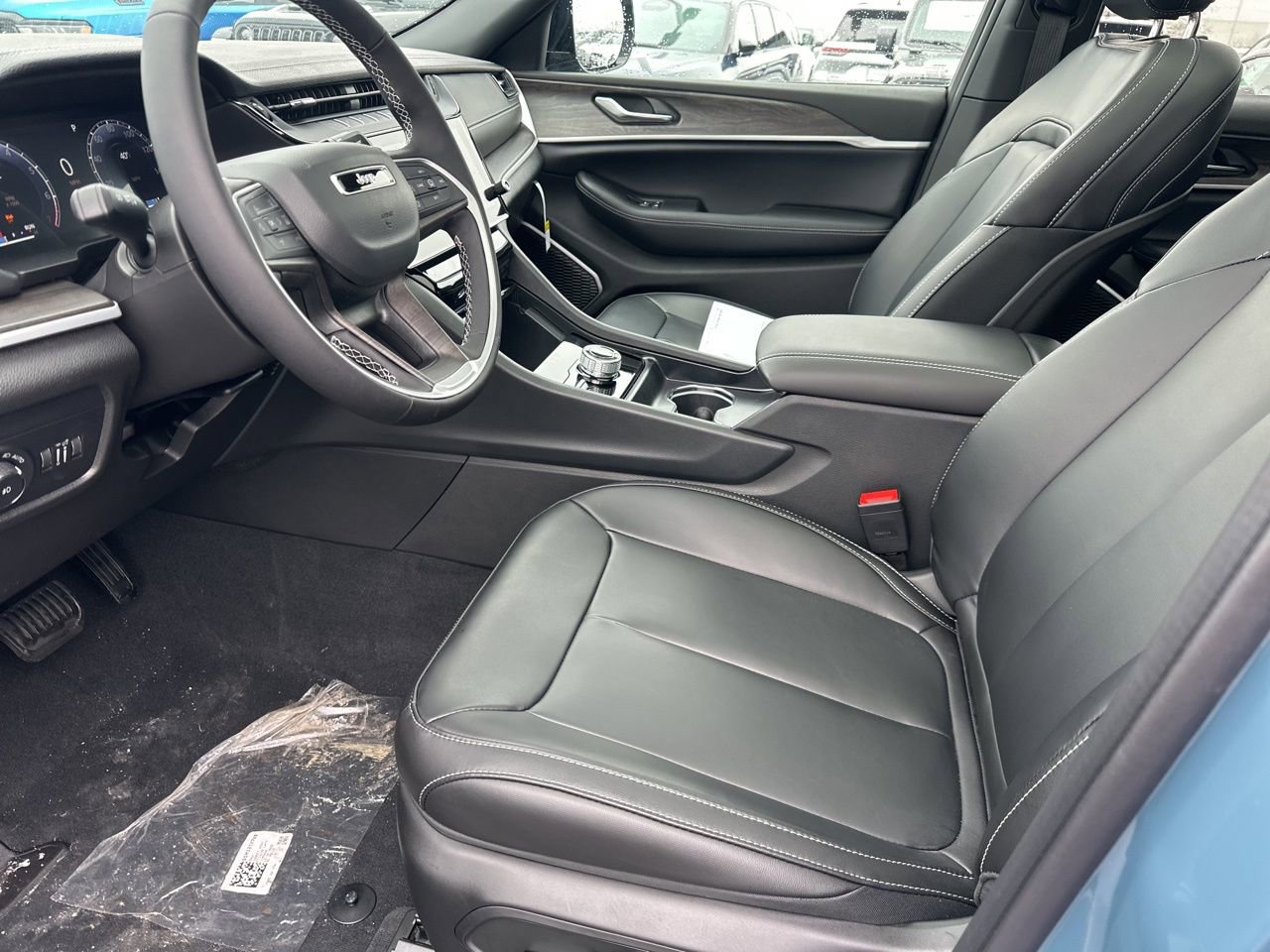 New 2026 Jeep Grand Cherokee L Limited image 9