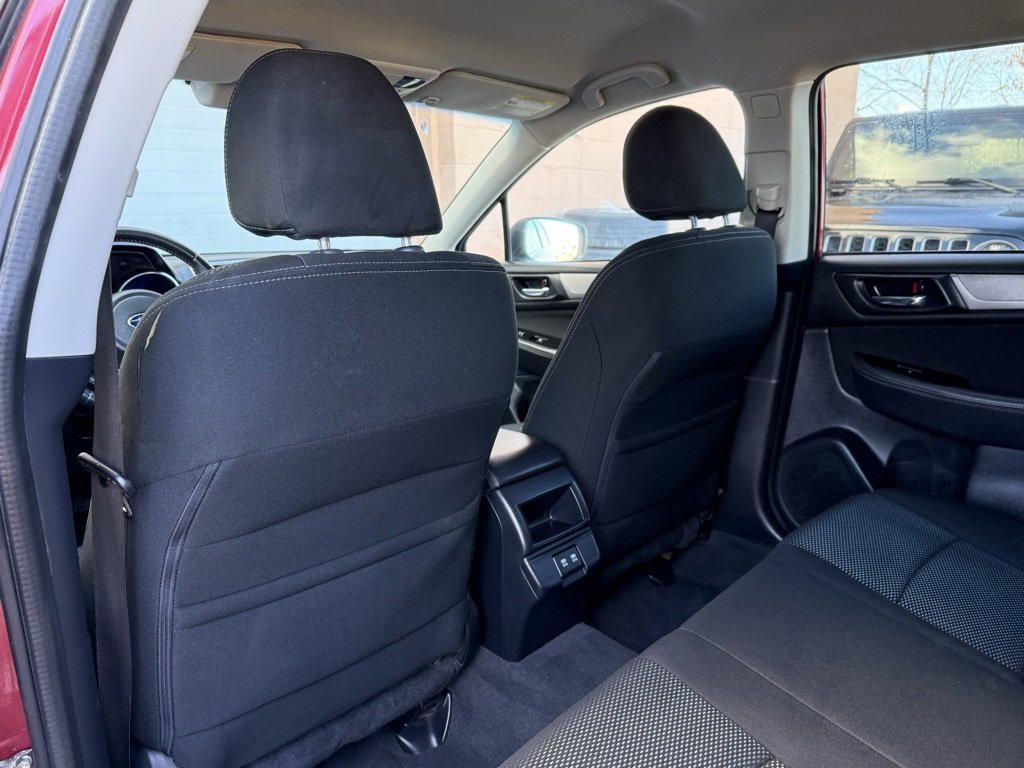 Used 2019 Subaru Outback 2.5i Premium image 18
