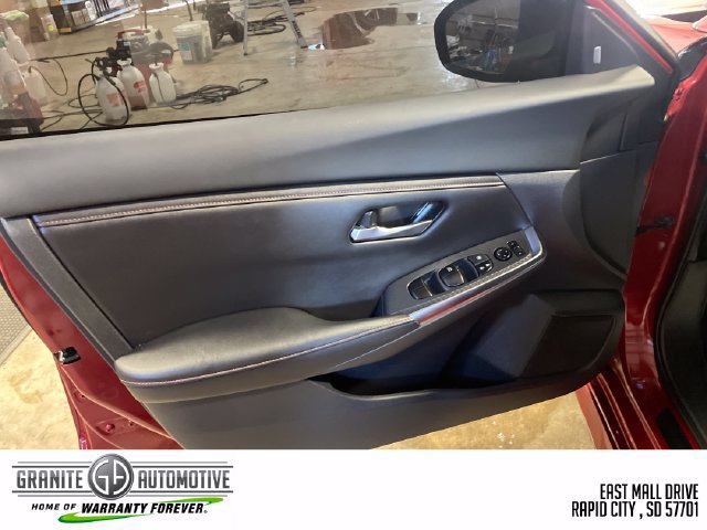 Used 2022 Nissan Sentra SR FWD image 6