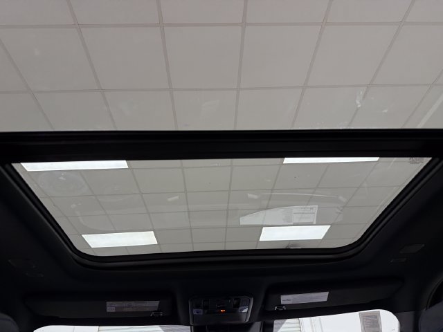 New 2026 Toyota Sequoia Platinum AWD/4WD image 33