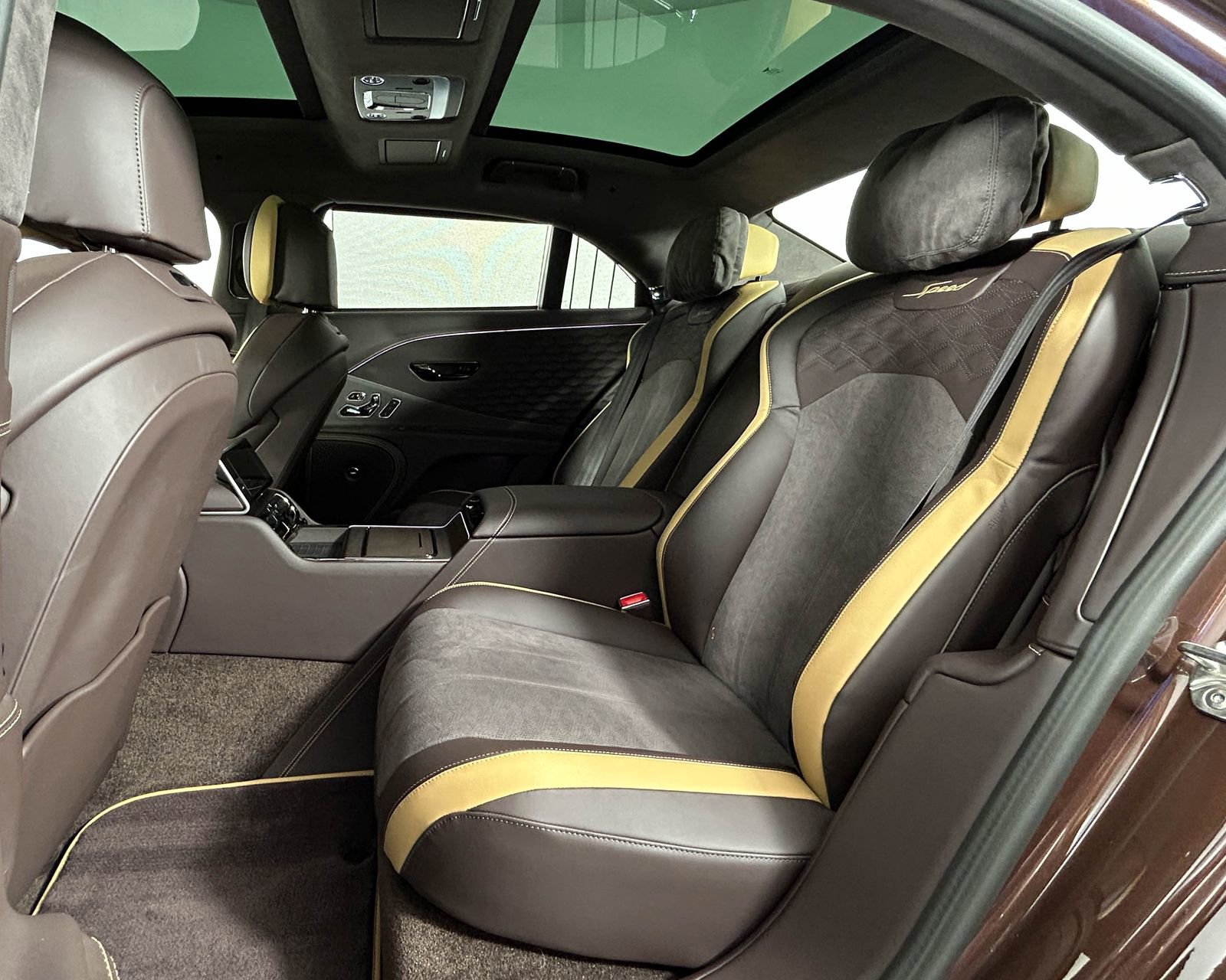 New 2026 Bentley Flying Spur Plug-In Hybrid AWD/4WD image 33