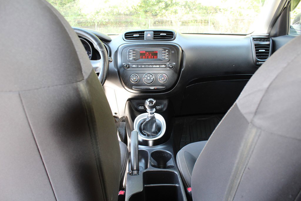 Used 2015 Kia Soul image 35