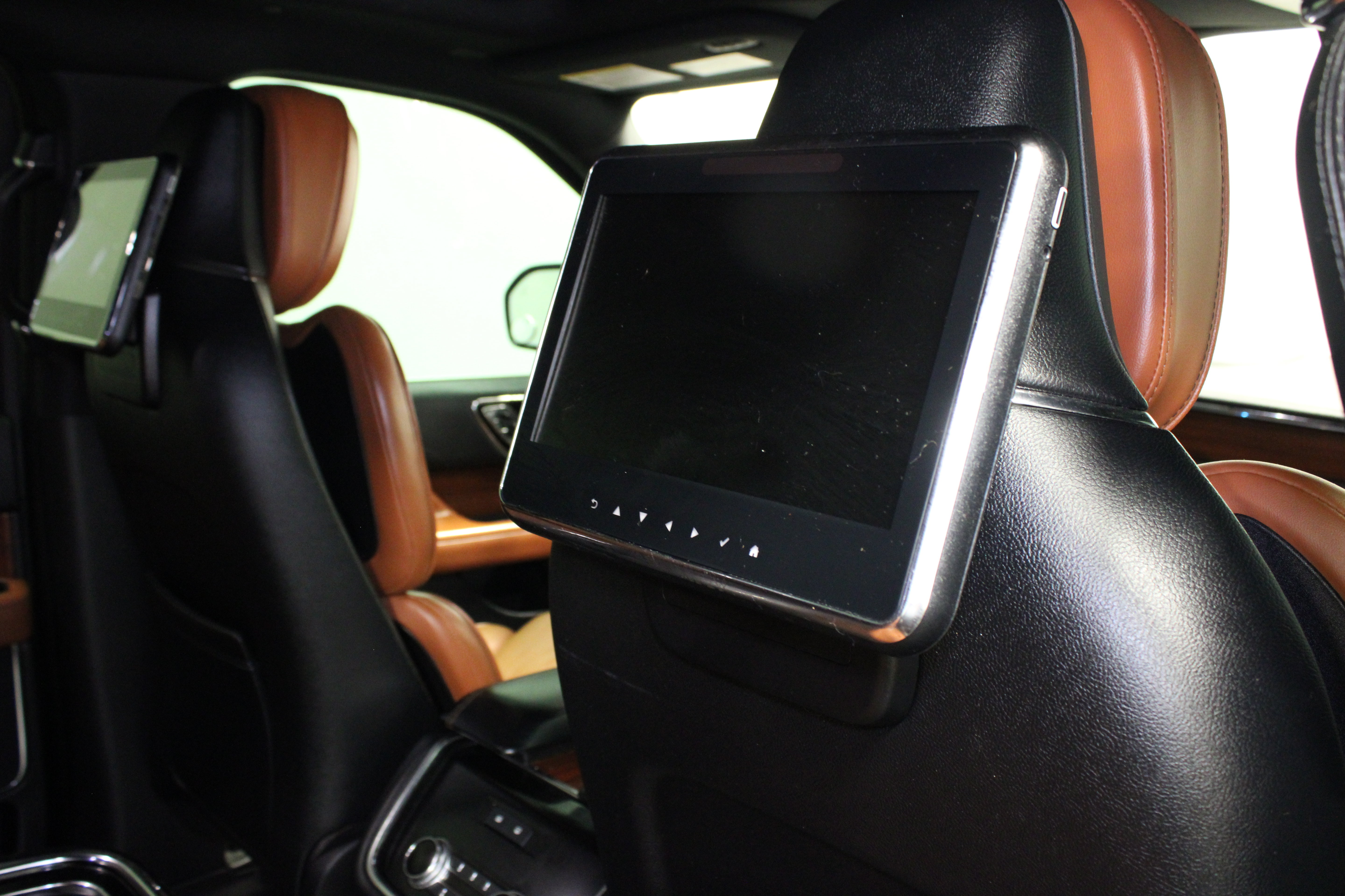 Used 2019 Lincoln Navigator L Reserve AWD/4WD image 20
