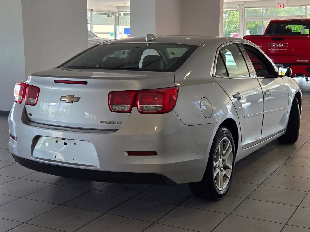 Used 2016 Chevrolet Malibu LT w/ Power Convenience Package FWD image 10
