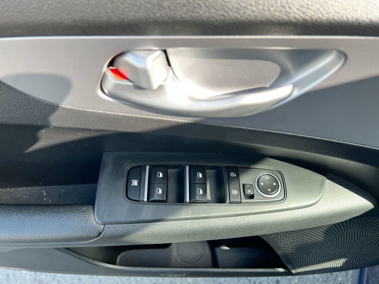Certified 2023 Kia Forte LXS FWD image 13