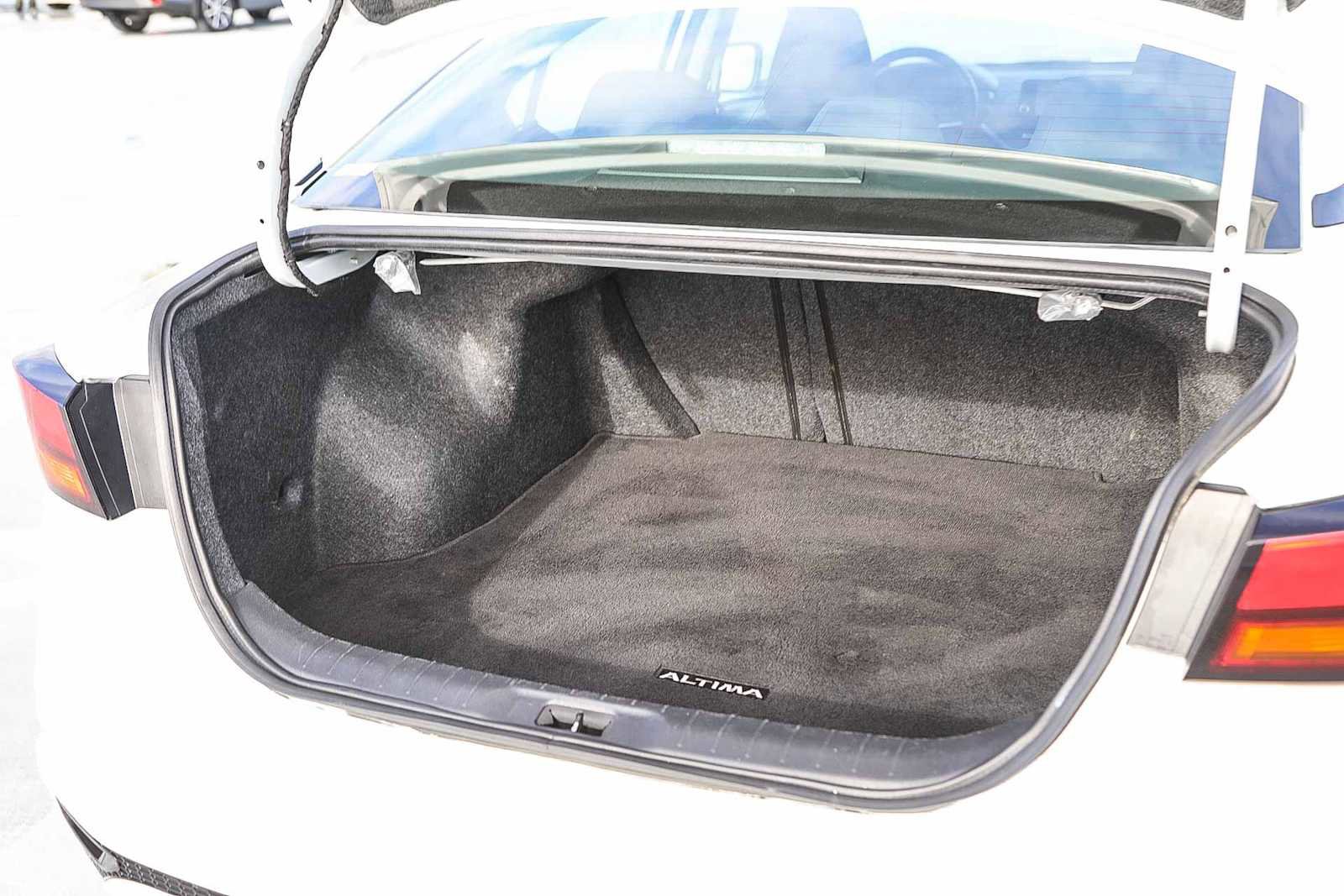 Used 2022 Nissan Altima 2.5 S image 25