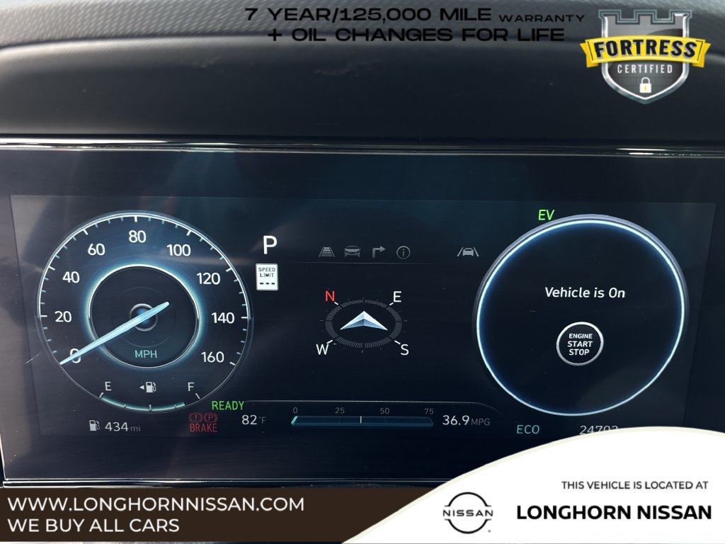 Used 2025 Hyundai Elantra Limited FWD image 13