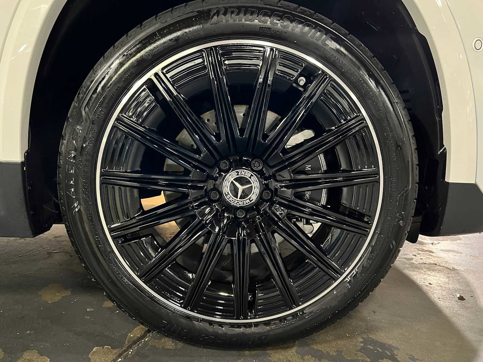 Certified 2025 Mercedes-Benz GLA 250 4MATIC image 9