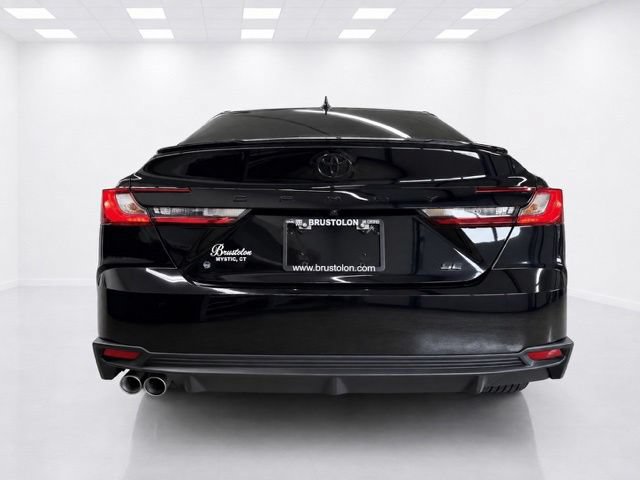 Used 2026 Toyota Camry SE FWD image 10