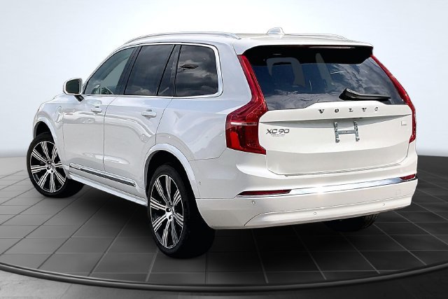 Certified 2024 Volvo XC90 T8 Ultimate w/ Protection Package Premier AWD/4WD image 16