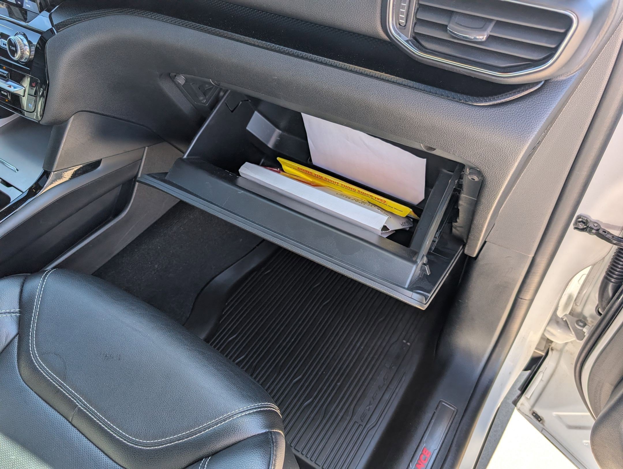 Used 2022 Ford Explorer ST w/ Equipment Group 401A image 33