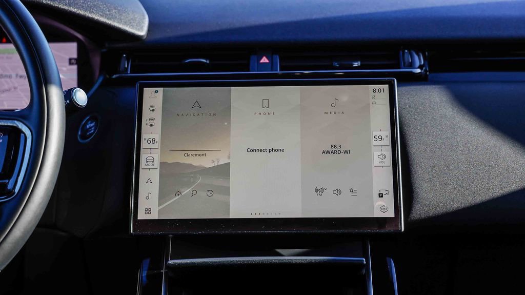 Used 2024 Land Rover Range Rover Velar Dynamic SE image 17