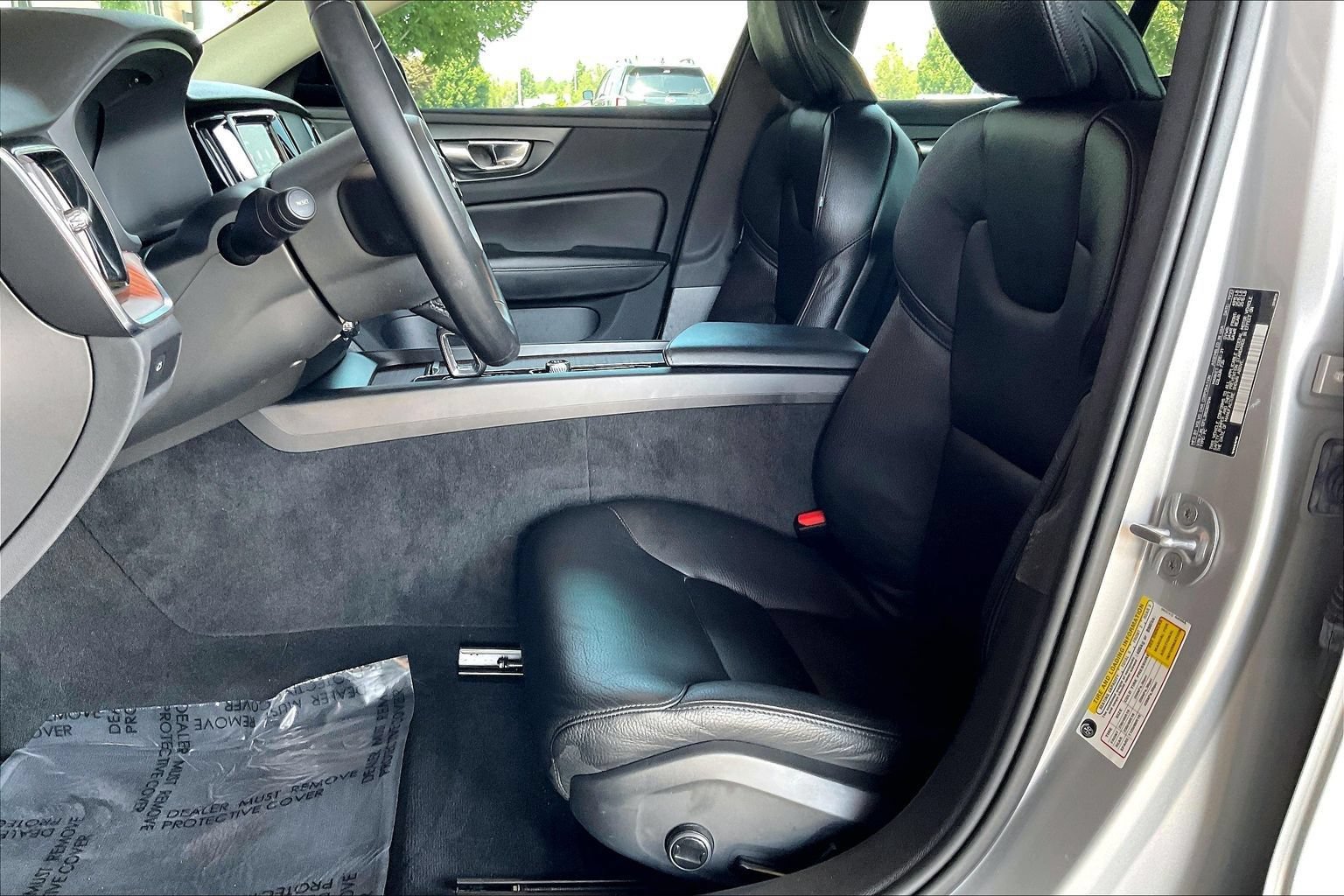 Used 2024 Volvo S60 B5 Plus FWD image 18