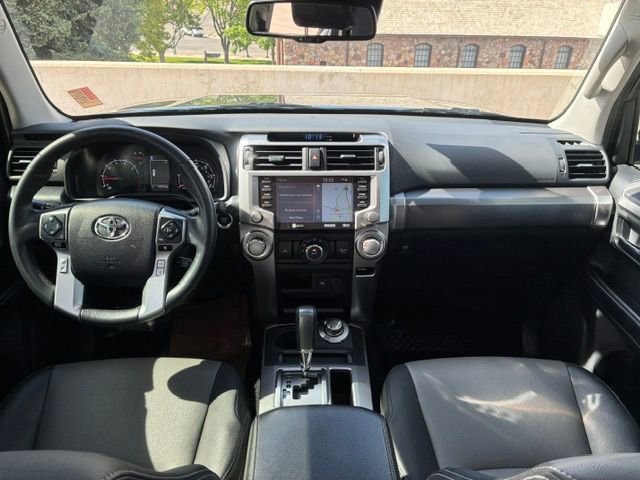 Used 2021 Toyota 4Runner SR5 Premium w/ Moonroof Package AWD/4WD image 15