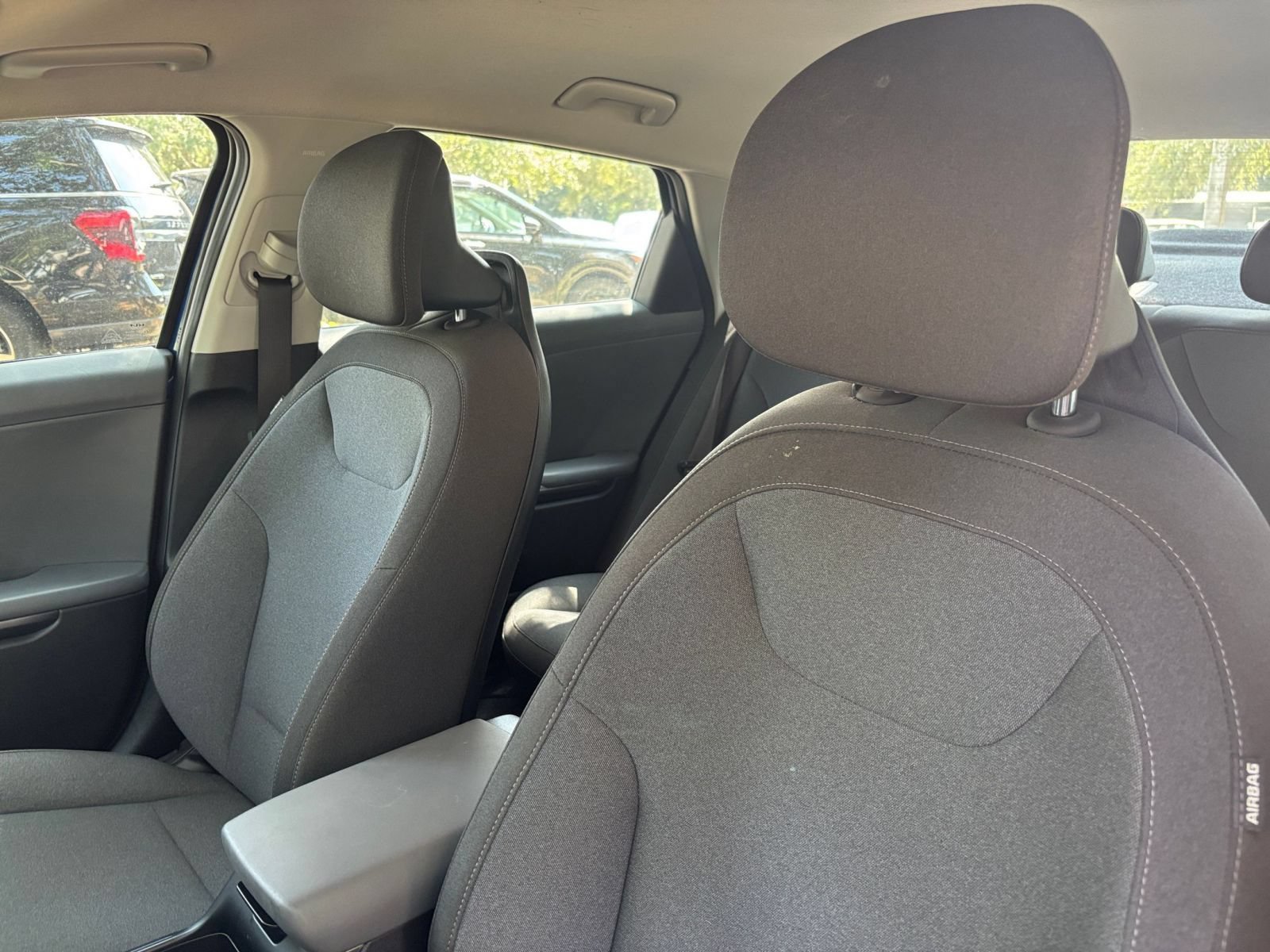 Used 2025 Kia K4 FWD image 35