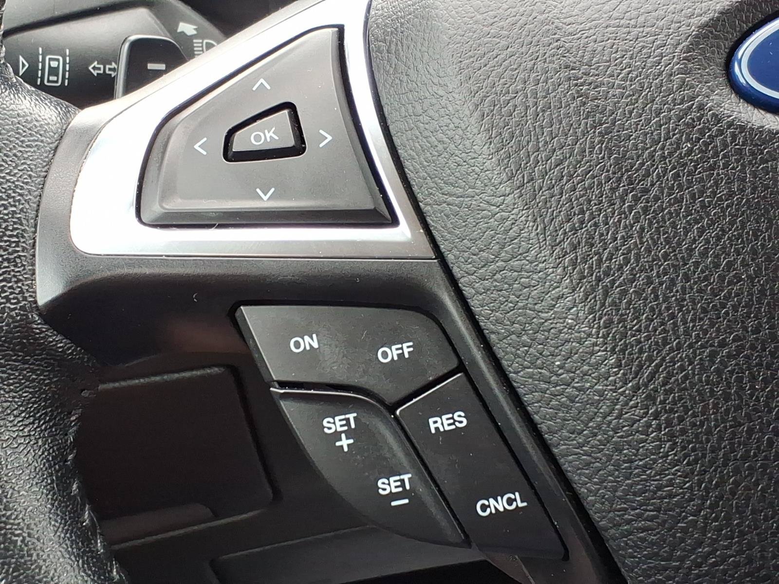 Used 2021 Ford Edge SEL w/ Convenience Package AWD/4WD image 25
