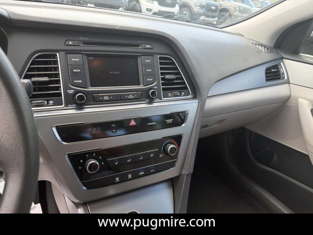 Used 2015 Hyundai Sonata SE w/ Option Group 02 FWD image 29