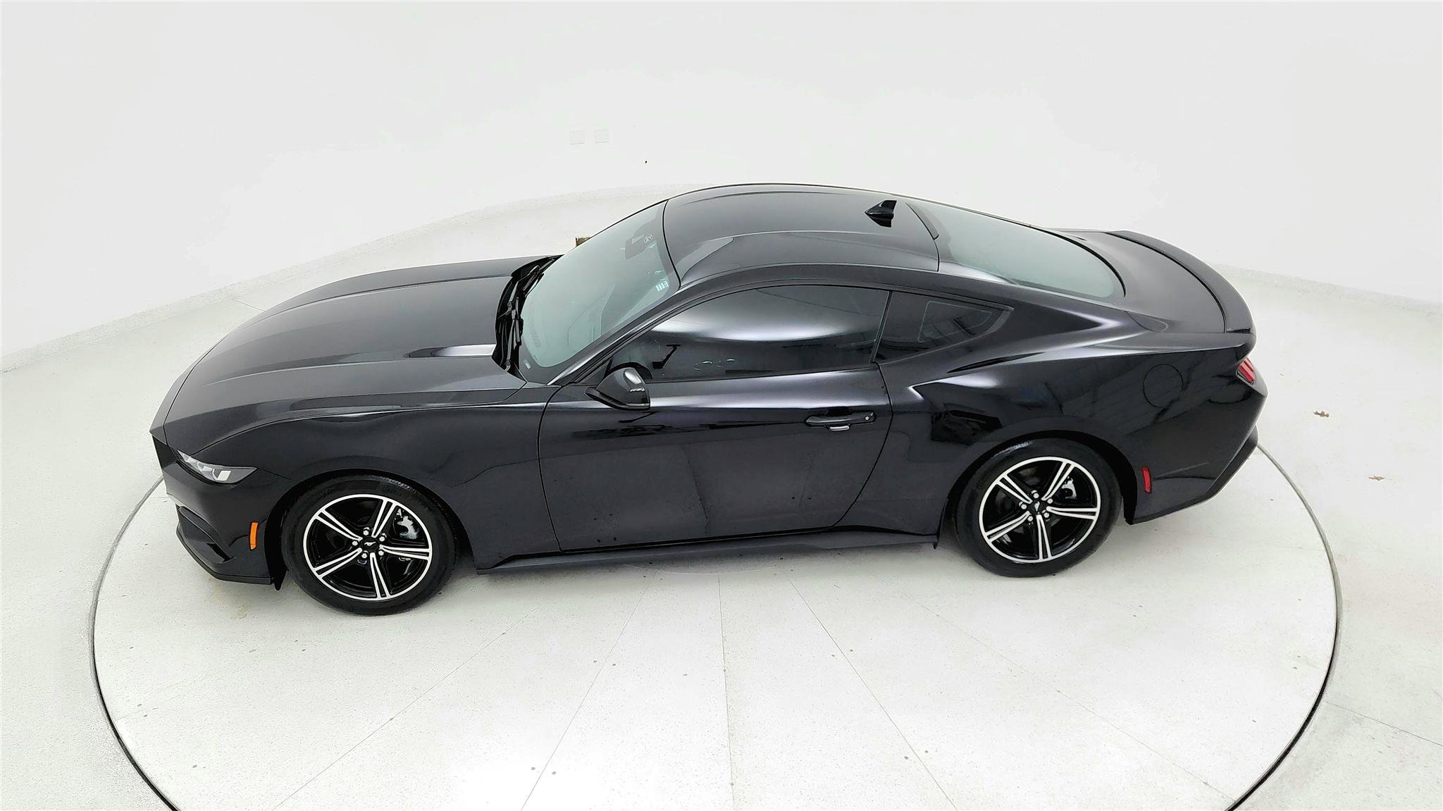 Used 2024 Ford Mustang Premium image 14