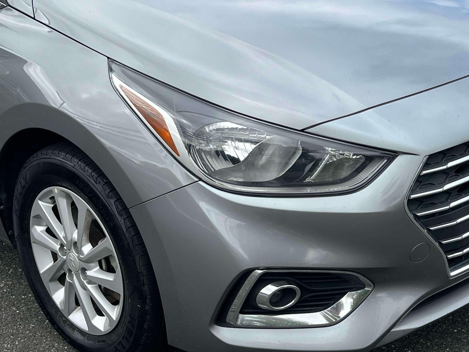 Used 2022 Hyundai Accent SEL FWD image 7