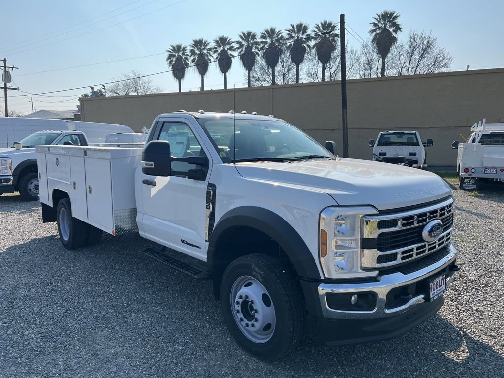 New 2024 Ford F550 4x4 Regular Cab Super Duty image 6