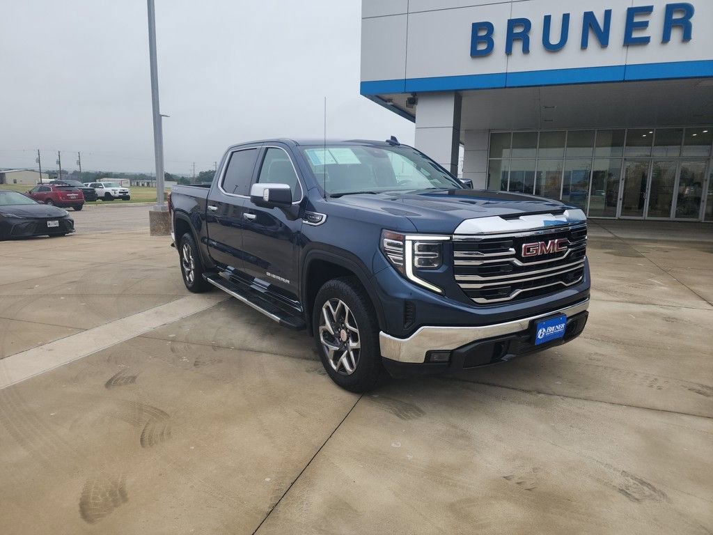 Certified 2022 GMC Sierra 1500 SLT w/ SLT Convenience Package