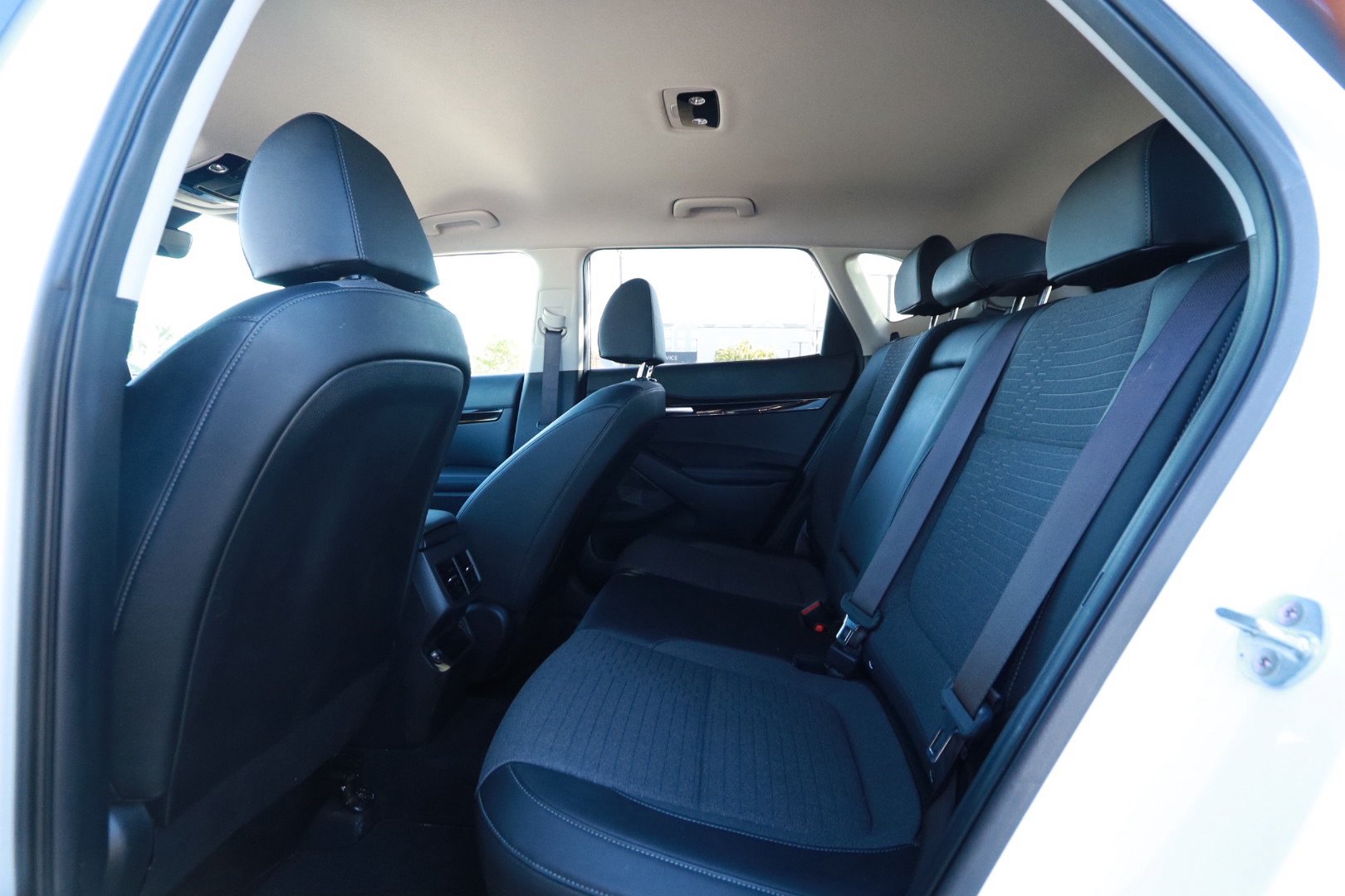 Used 2022 Kia Seltos Nightfall Edition AWD/4WD image 23